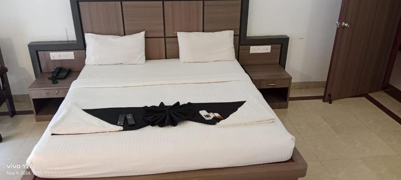 Mount Heera Hotel เชนไน ภายนอก รูปภาพ