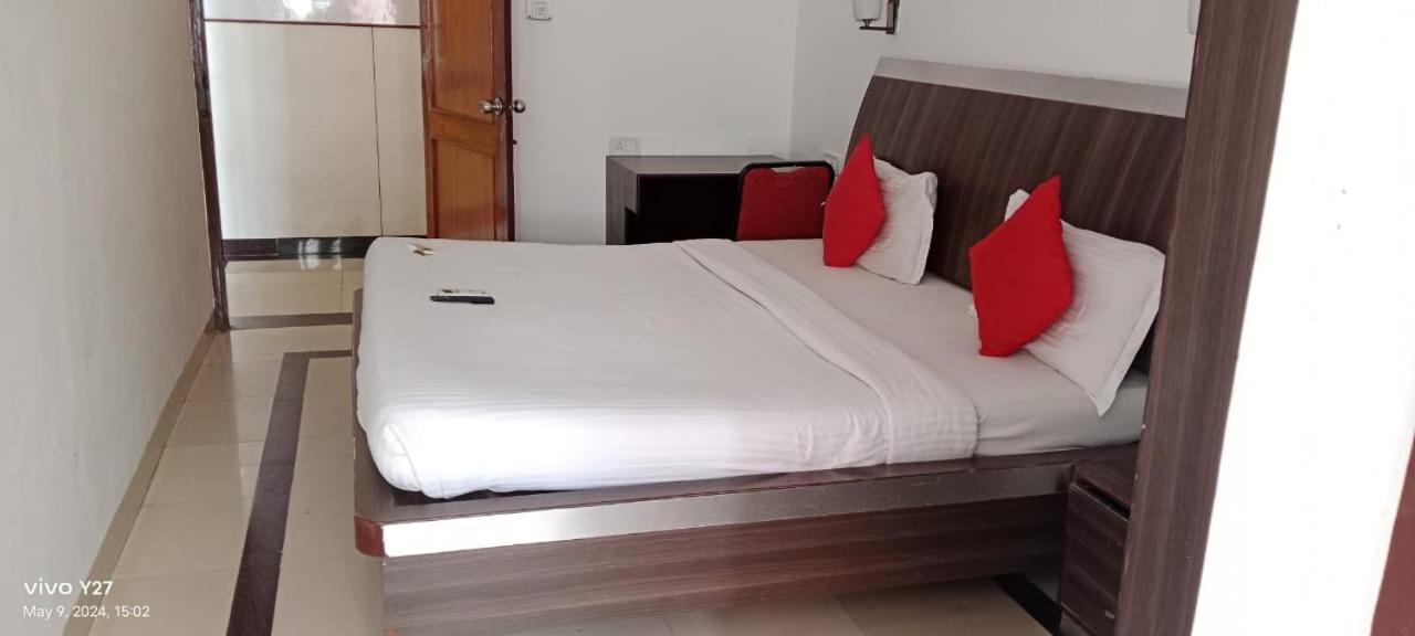 Mount Heera Hotel เชนไน ภายนอก รูปภาพ