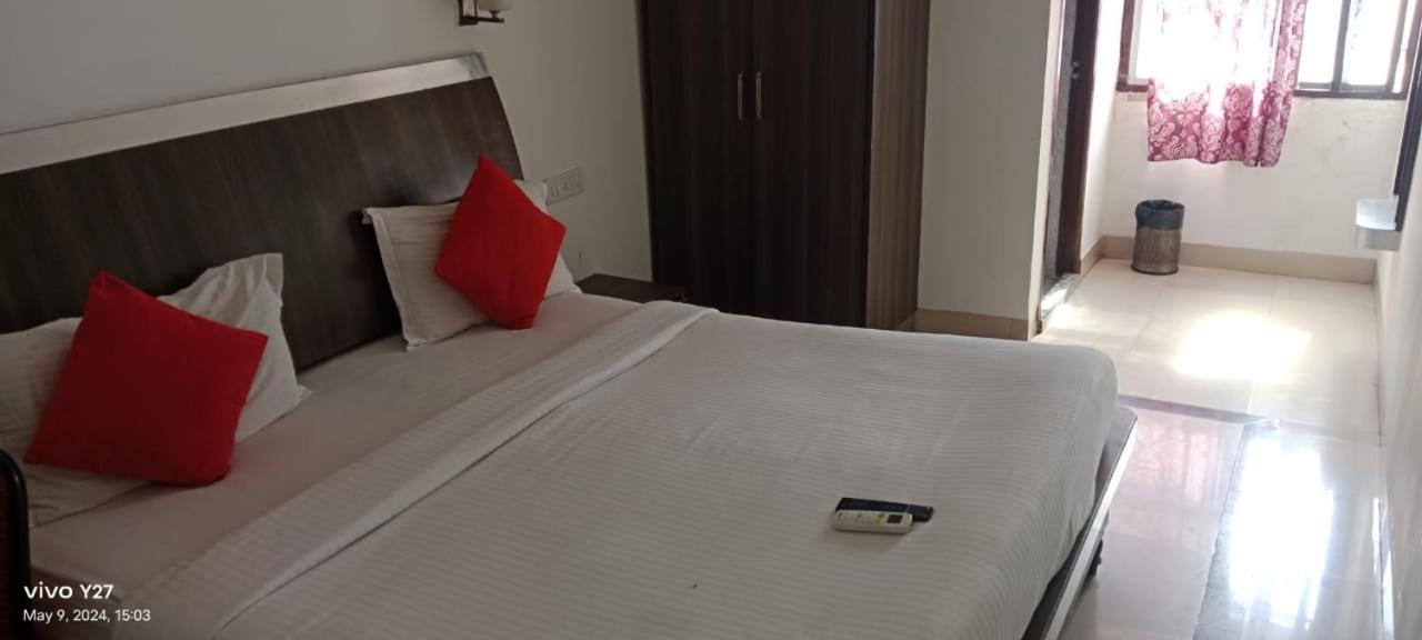 Mount Heera Hotel เชนไน ภายนอก รูปภาพ