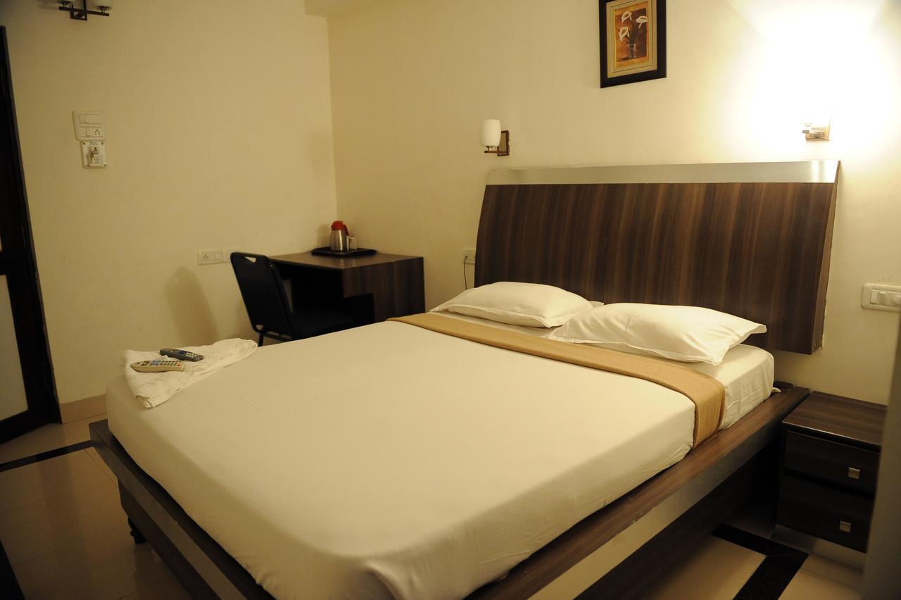 Mount Heera Hotel เชนไน ภายนอก รูปภาพ