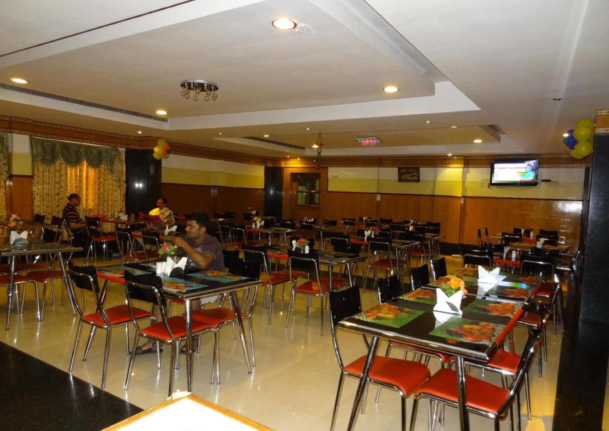 Mount Heera Hotel เชนไน ภายนอก รูปภาพ